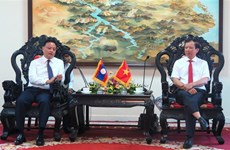 Central province, Lao localities look to bolster cooperation  