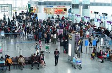 Air passengers reach record number in July