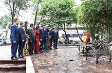 Vietnam, Mexico parties strengthen ties