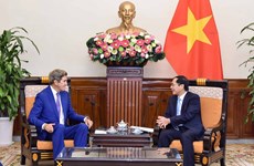 Vietnam strongly commits contributions to global climate change response efforts: FM