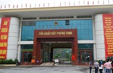 Customs clearance at Quang Ninh border gate again suspended 