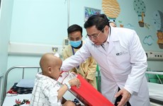 2,500 children suffer from cancer in Vietnam every year