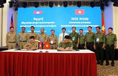 Police of Vietnam, Cambodia intensify border protection efforts