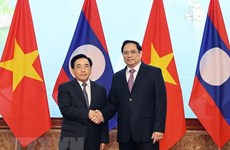 Lao magazine applauds Vietnam- Laos solidarity