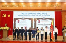 Laos awards Order of Friendship to Thai Nguyen University of Education