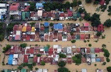 Philippine President inspects disaster-hit areas