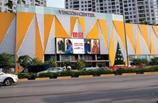 UNIQLO opens two new stores in Hanoi