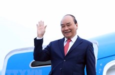 President leaves Hanoi for state visit to RoK