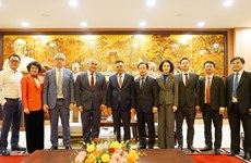 Hanoi seeks stronger partnership with Australia’s Gold Coast city