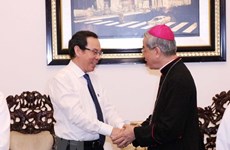 HCM City leader congratulates local Catholics 