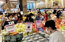 HCM City’s consumer price index drops slightly in December