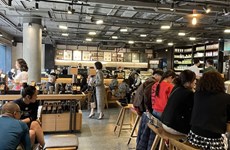 Starbucks commits to expanding in Vietnam with 100th-store plan