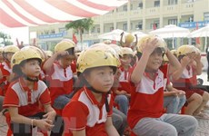 Honda Vietnam to present 620,000 helmets to school children