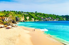 Indonesia amends foreign tourist attraction strategy