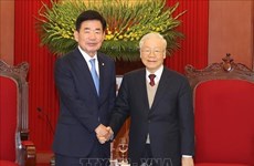 Party leader receives visiting Speaker of RoK parliament