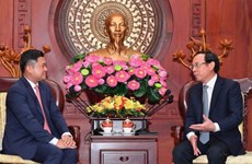 HCM City leader highly values contributions by Cambodian Consul General