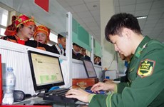 Vietnamese, Chinese border gates fully resume operations