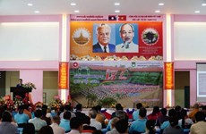 Nguyen Du Lao-Vietnamese bilingual school marks 15th anniversary