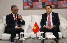NA Vice Chairman meets with IPU President, Lao counterpart in Bahrain