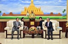 Vietnamese Embassy greets Lao Party 