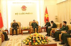 Vietnam, China beef up defence ties