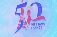 Photo exhibition marks 50 years of Vietnam-France diplomatic relations