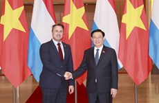 NA Chairman welcomes Luxembourg PM to Vietnam