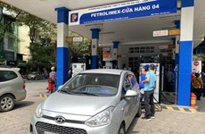 Petrol prices further decrease