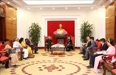 Party official receives Indian party delegation