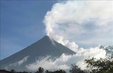 Philippines warns of volcanic eruption for months