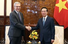 Outgoing French Ambassador bids farewell to Vietnamese President