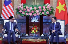 President hosts Malaysian Prime Minister