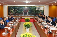 Vietnam, US further promote financial cooperation