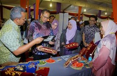 Malaysia promotes local handicraft products