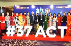 Vietnam, ASEAN countries, RoK discuss educational innovation