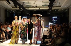 Vietnamese designer attracts attention at House of iKons Fashion Week 2023