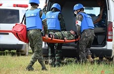 Vietnamese, foreign peacekeepers show off emergency response skills