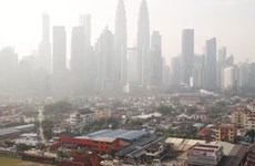 Malaysia prepares cloud seeding to tackle haze