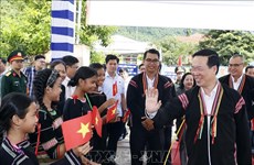 President joins great national unity festival in Phu Yen