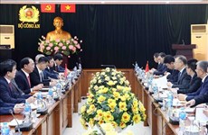 Vietnam, China step up fight against crimes