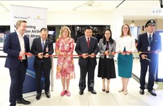 Vietnam Airlines runs new route connecting HCM City to Australia’s Perth city   