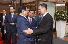 Cambodian PM wraps up official trip to Vietnam