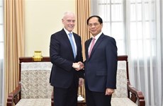 Vietnam, Canada vow to boost comprehensive partnership