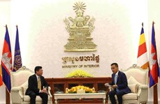 Vietnam, Cambodia vow to facilitate cross-border trade