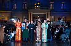 Vietnamese 'ao dai' fashion week opens in Japanese prefecture