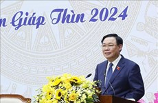 Top legislator pays pre-Tet visit to Yen Bai province