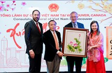 “Homeland Spring” programme for overseas Vietnamese held in Vancouver 