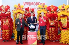 Vietjet inaugurates HCM City - Chengdu route
