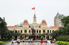 Tourists allowed to visit  headquarters of HCM City People’s Council, People’s Committee