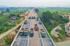 PM urges upgrading phased expressways 